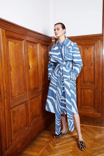 Look 4